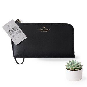 NWT Kate Spade ♠️ Lucy Black Saffiano Leather Zip Wristlet
